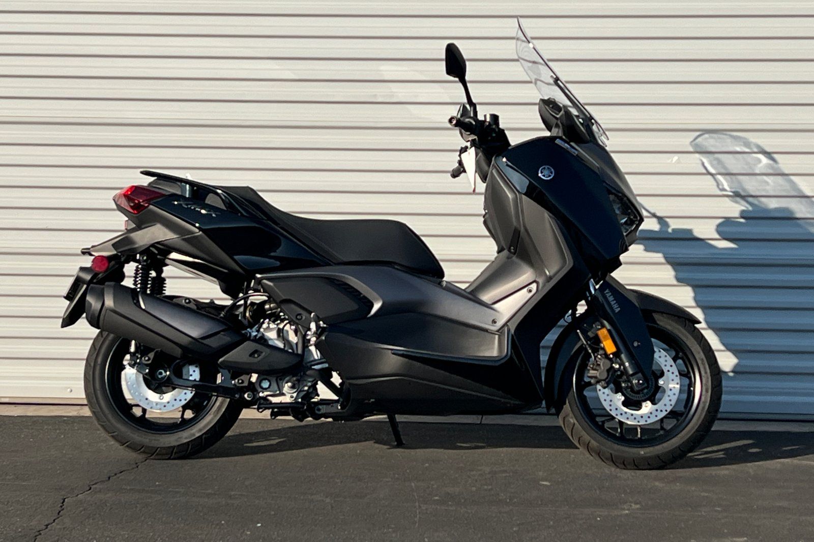 2025 Yamaha XMAX 2