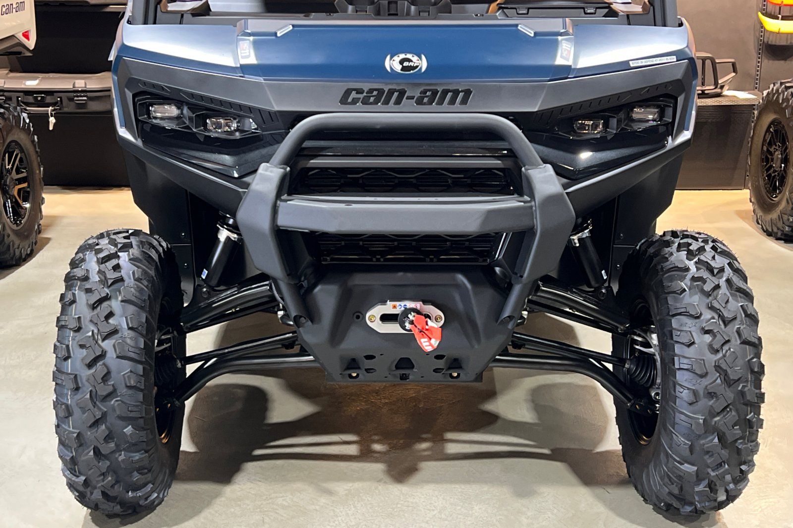 2026 Can-Am™ Defender XT HD11 with 10.25 in. touchscreen displa 7