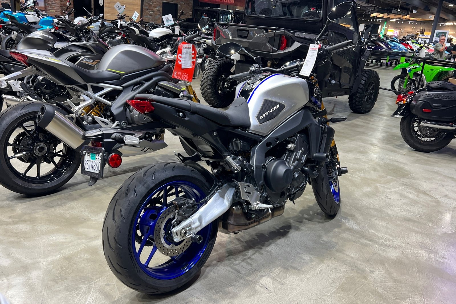 2022 Yamaha MT-09 SP 4