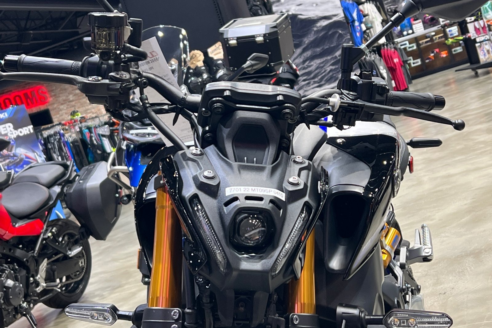 2022 Yamaha MT-09 SP 6