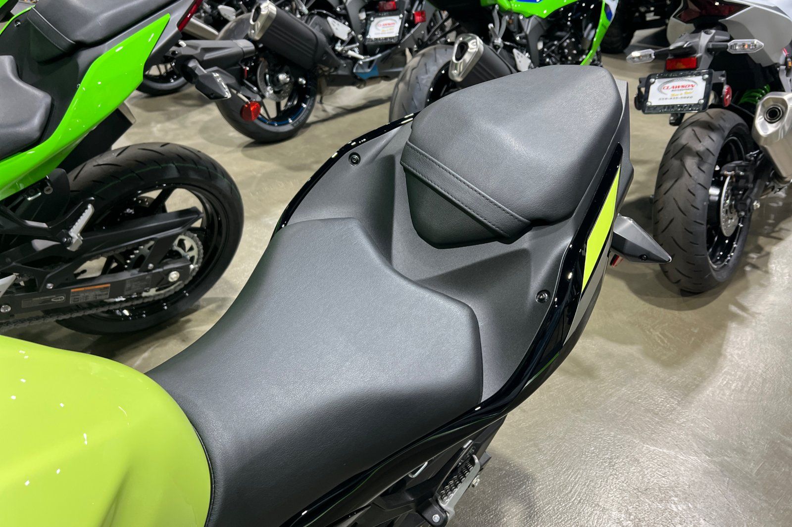 2026 Kawasaki Ninja® 500 ABS 8