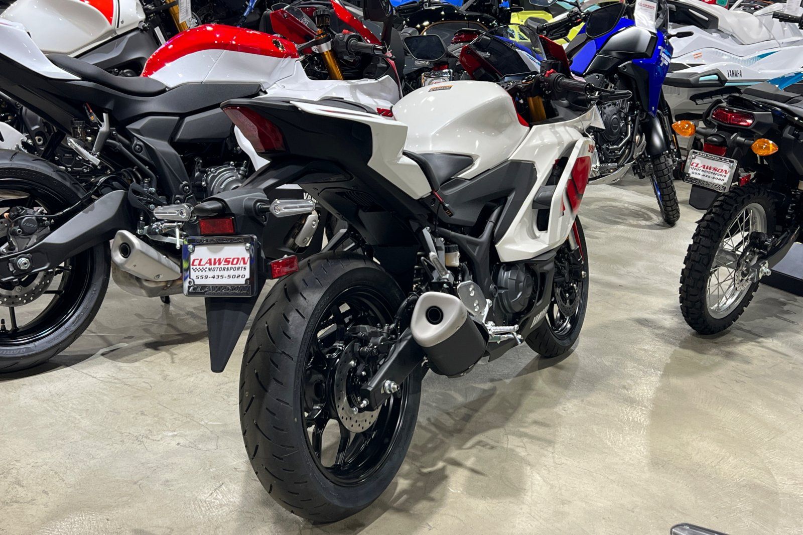 2026 Yamaha YZF-R3 4