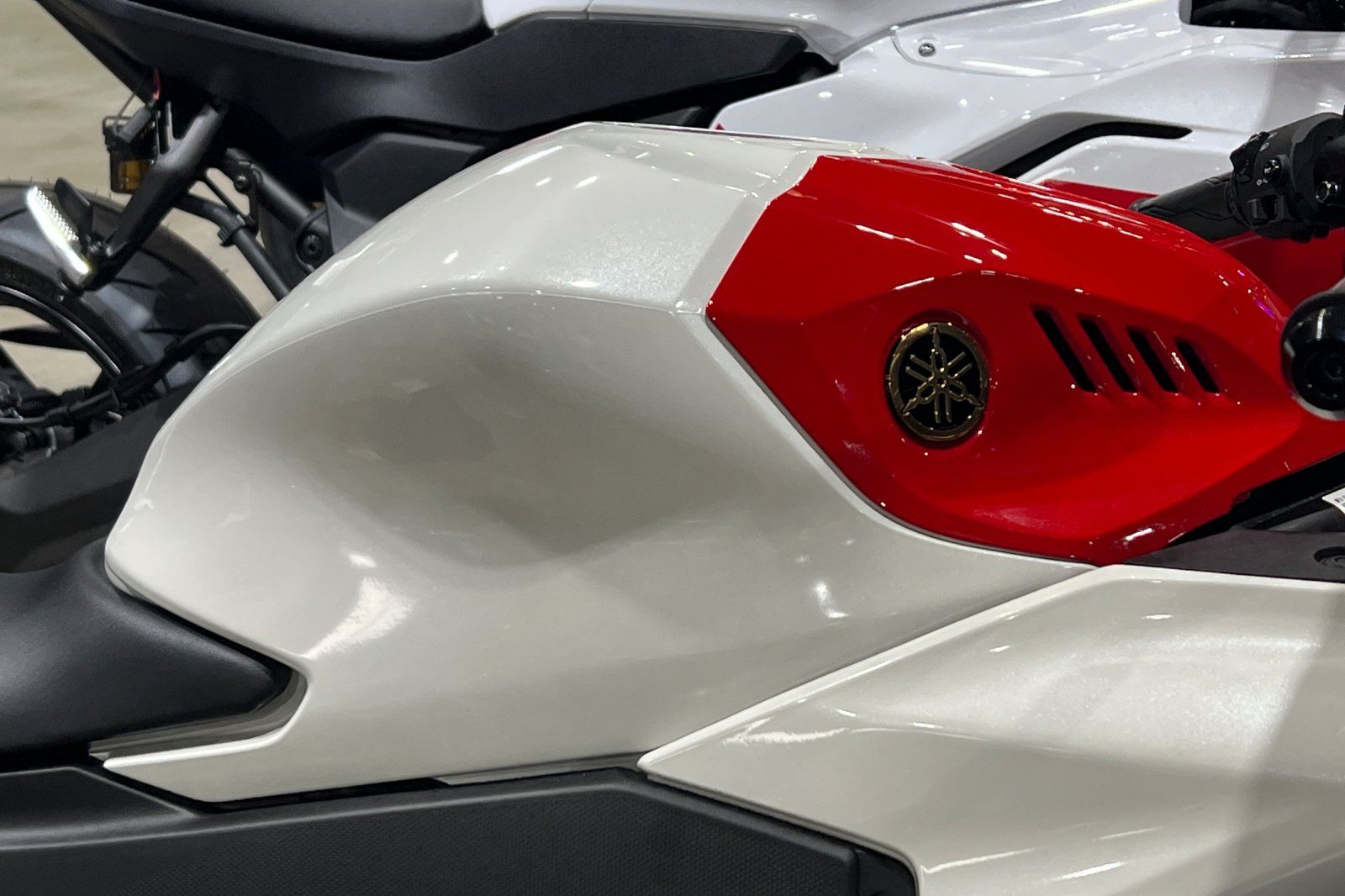 2026 Yamaha YZF-R3 7