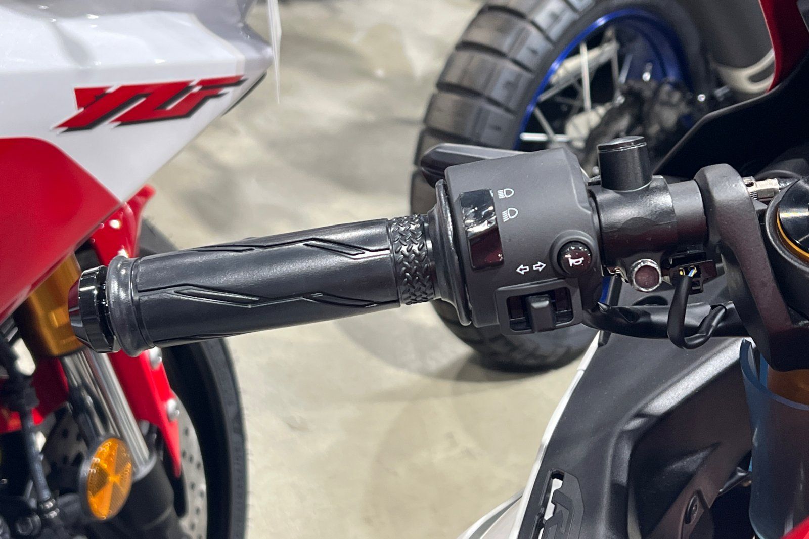 2026 Yamaha YZF-R3 12