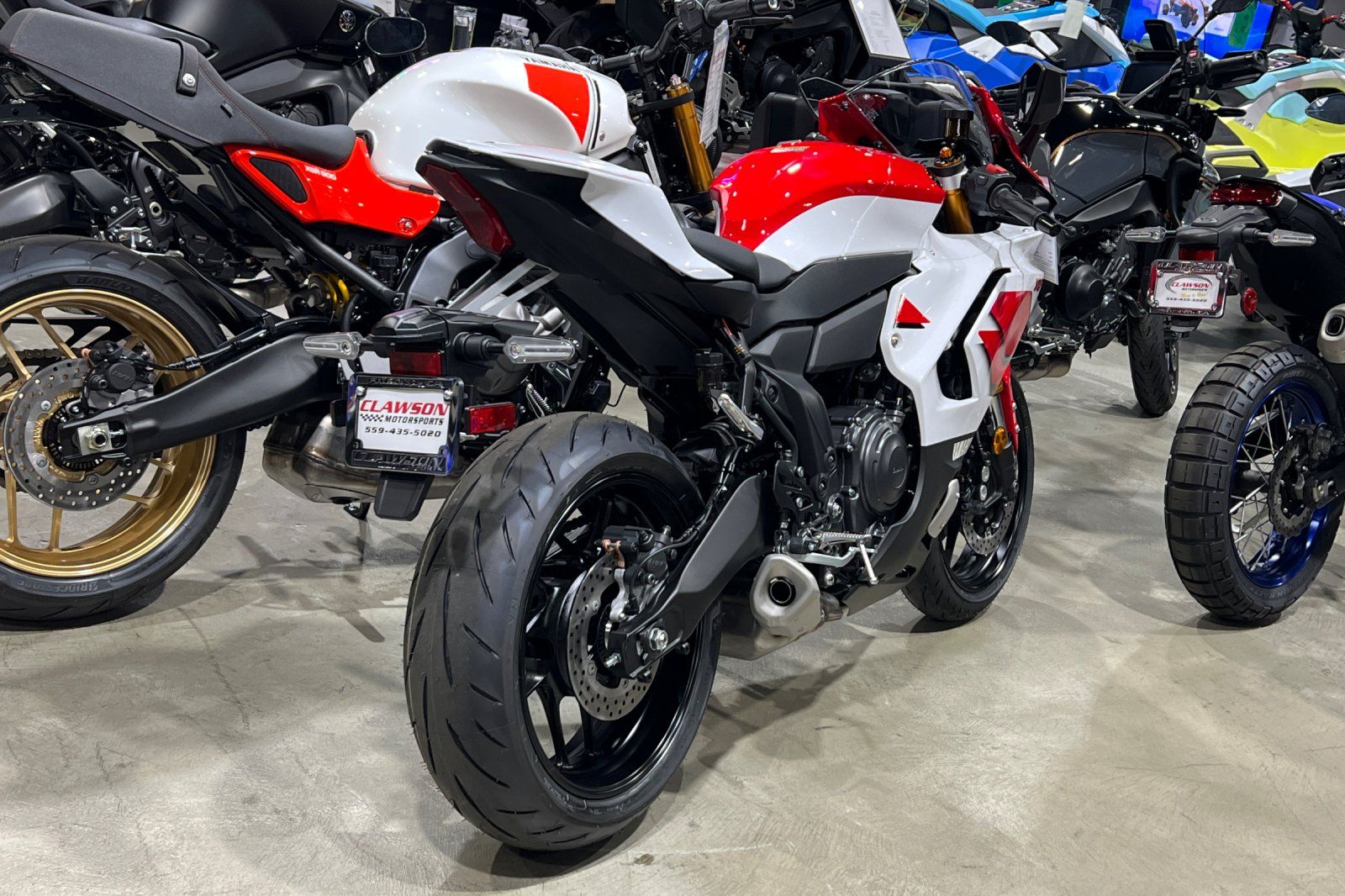 2026 Yamaha YZF-R7 4