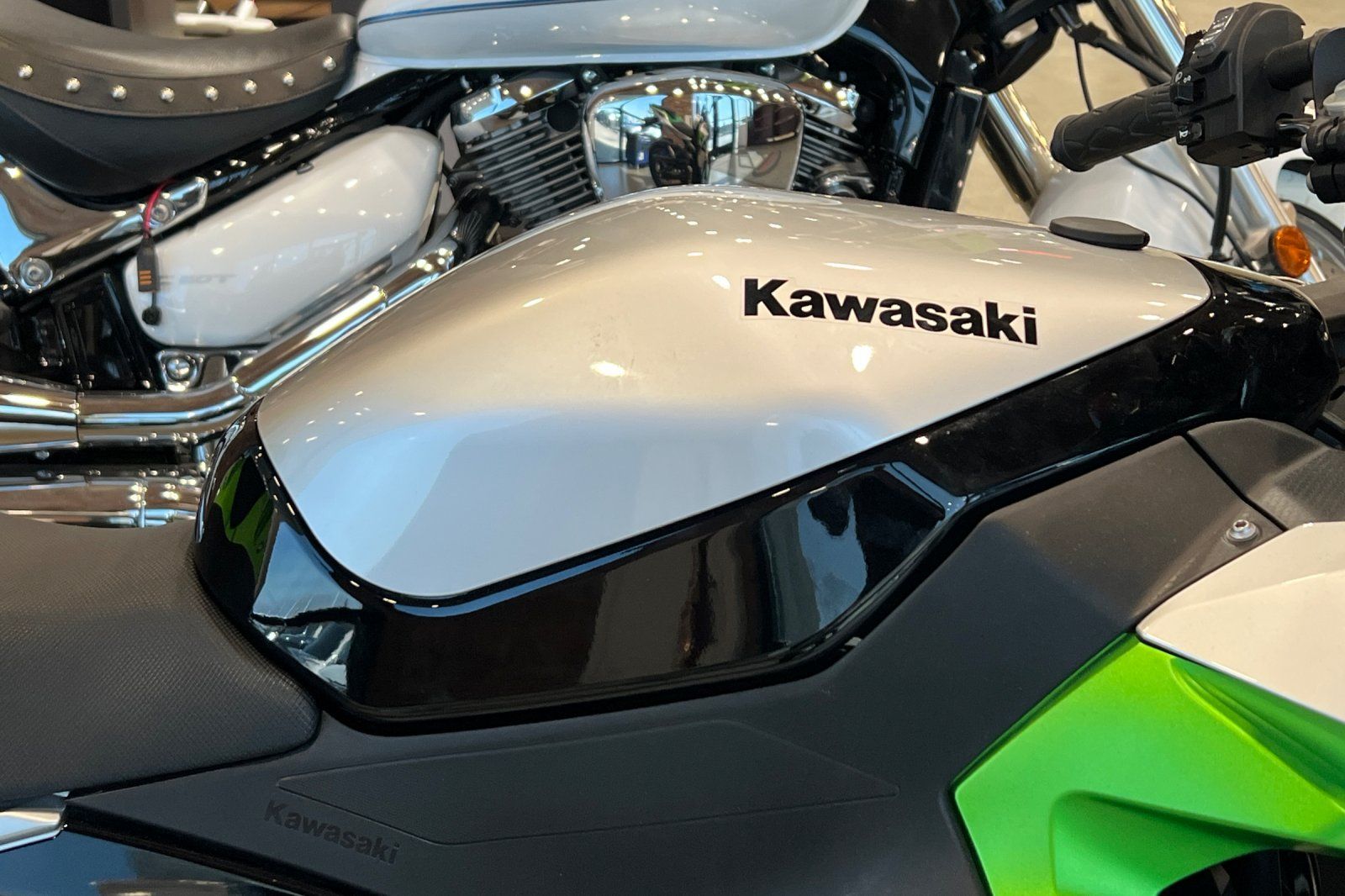 2024 Kawasaki Ninja e-1 ABS 6