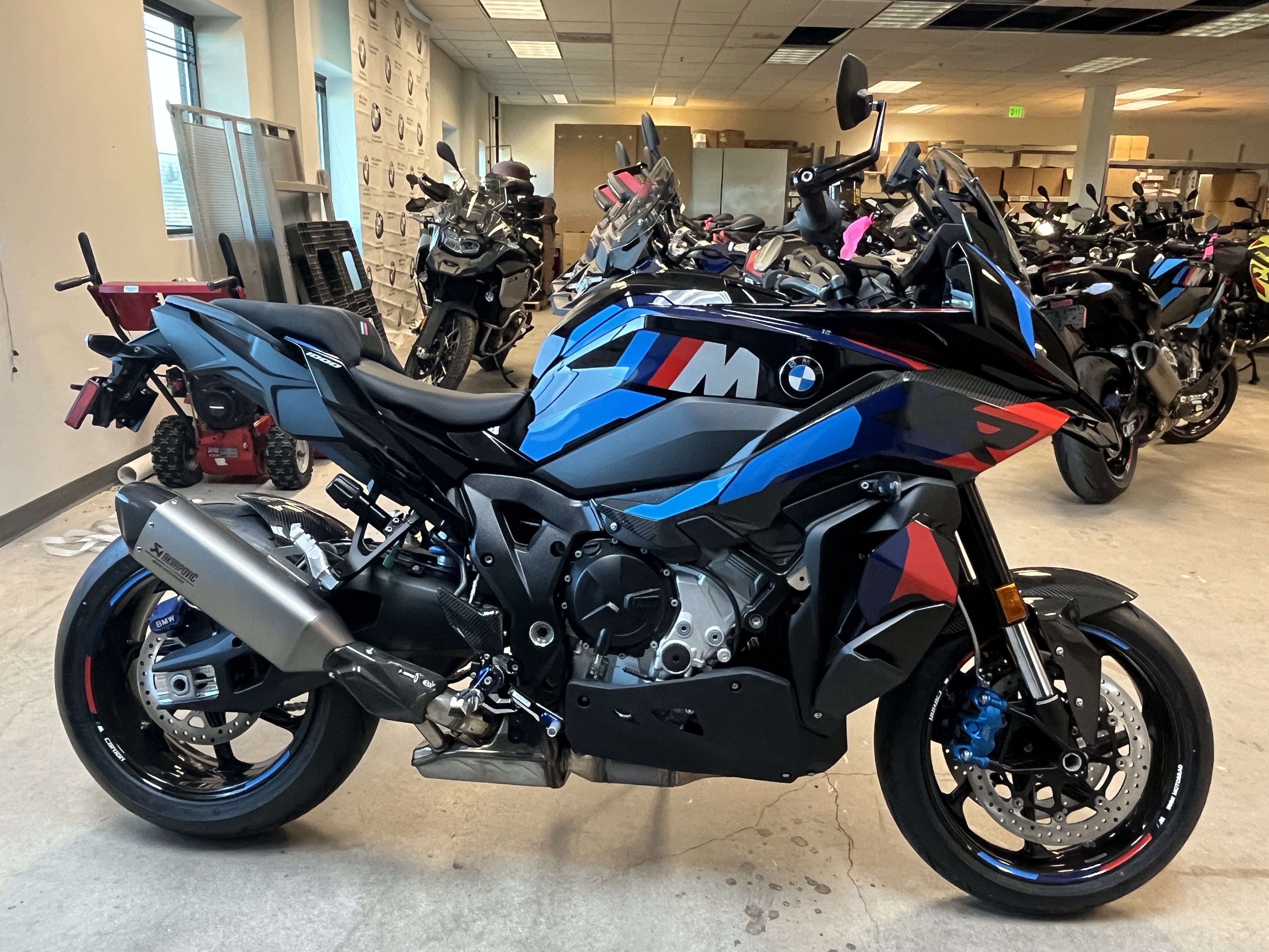 2026 BMW M 1000 XR