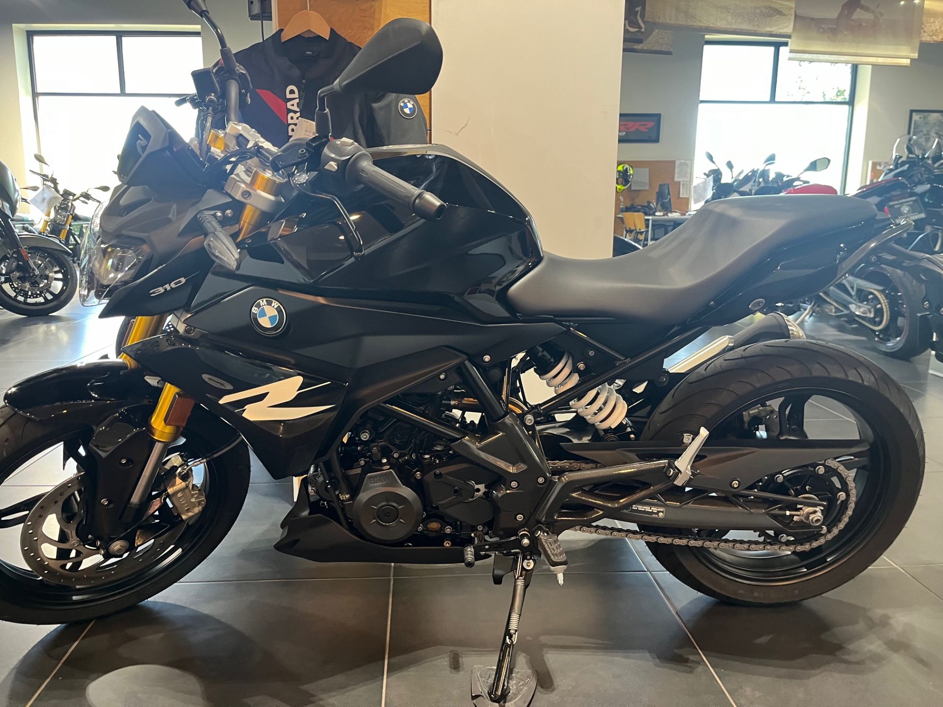 seat height bmw gs 310 hp