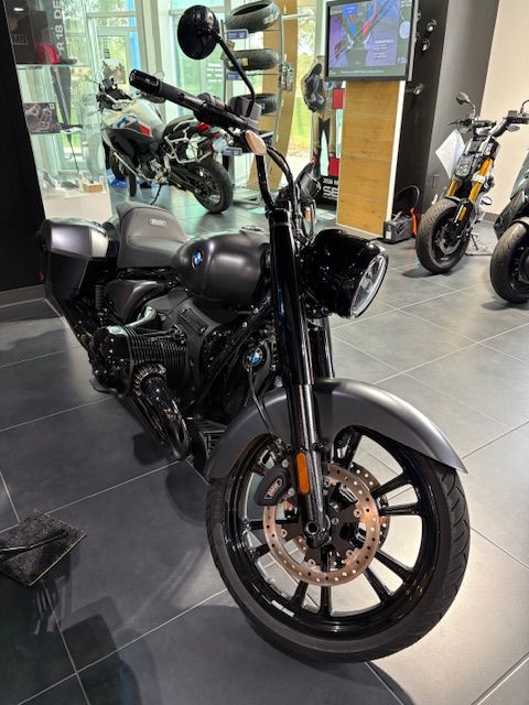 2025 BMW R 18 Roctane