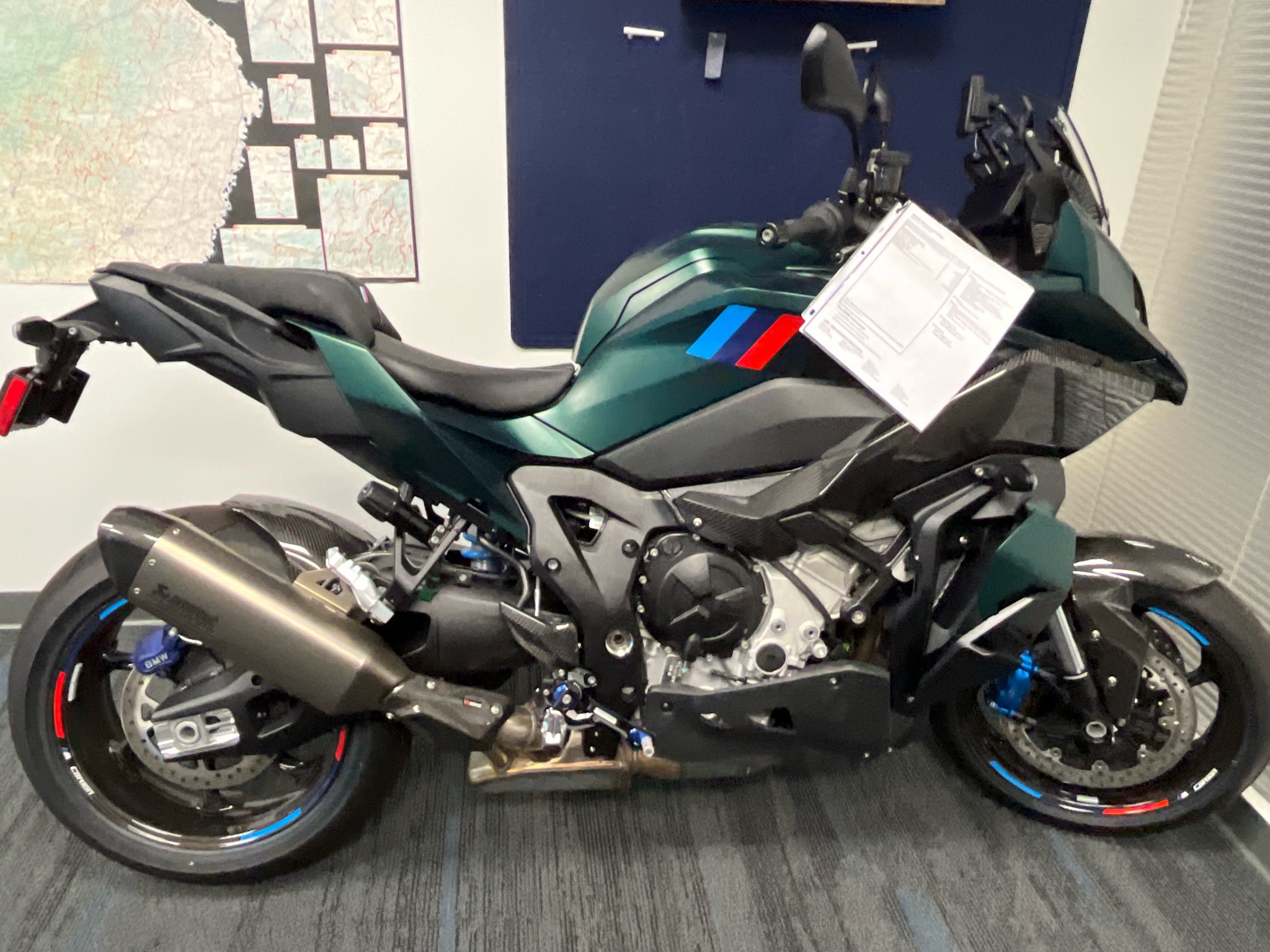 2026 BMW M 1000 XR