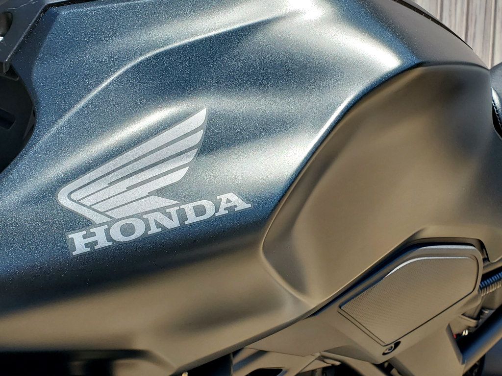 2024 Honda CB300R ABS 9