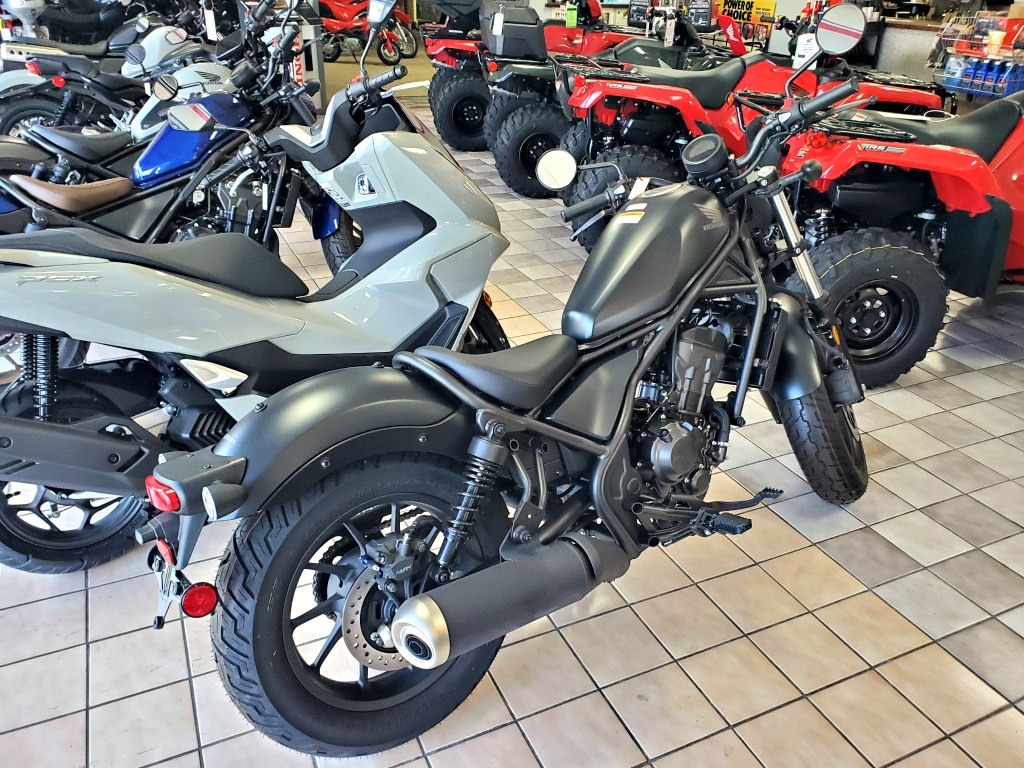 2025 Honda Rebel 300 3