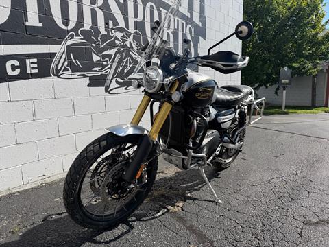 2025 Triumph Scrambler 1200 XE