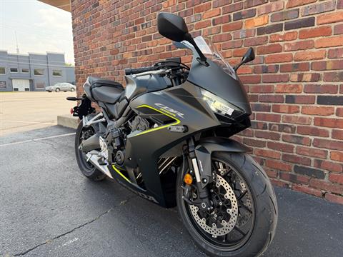 2026 Honda CBR650R E-Clutch — photo 1 of 14