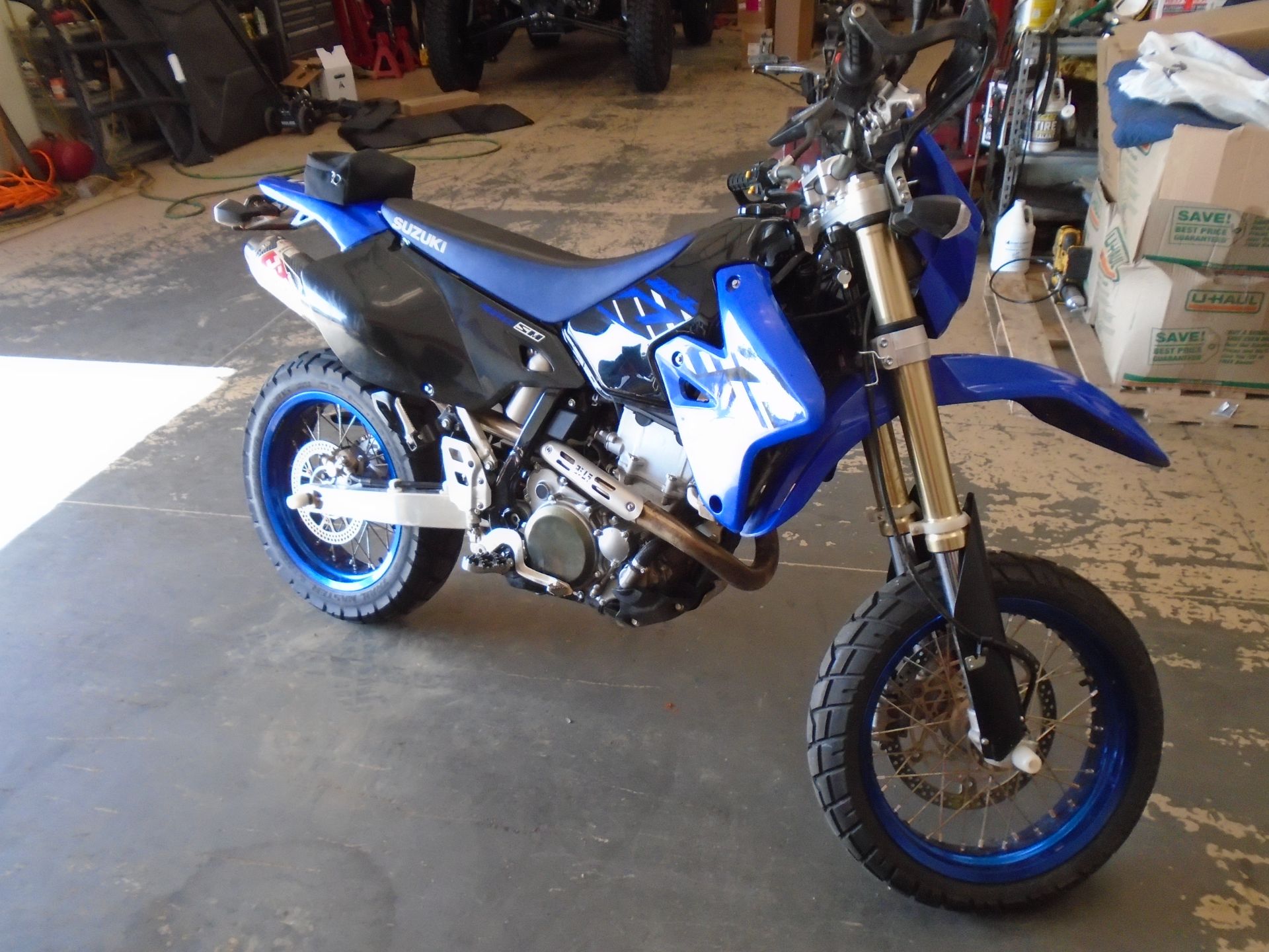 2023 Suzuki DR-Z400SM