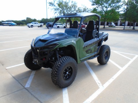 2021 Yamaha Wolverine RMAX2 1000 XT-R — photo 1 of 8