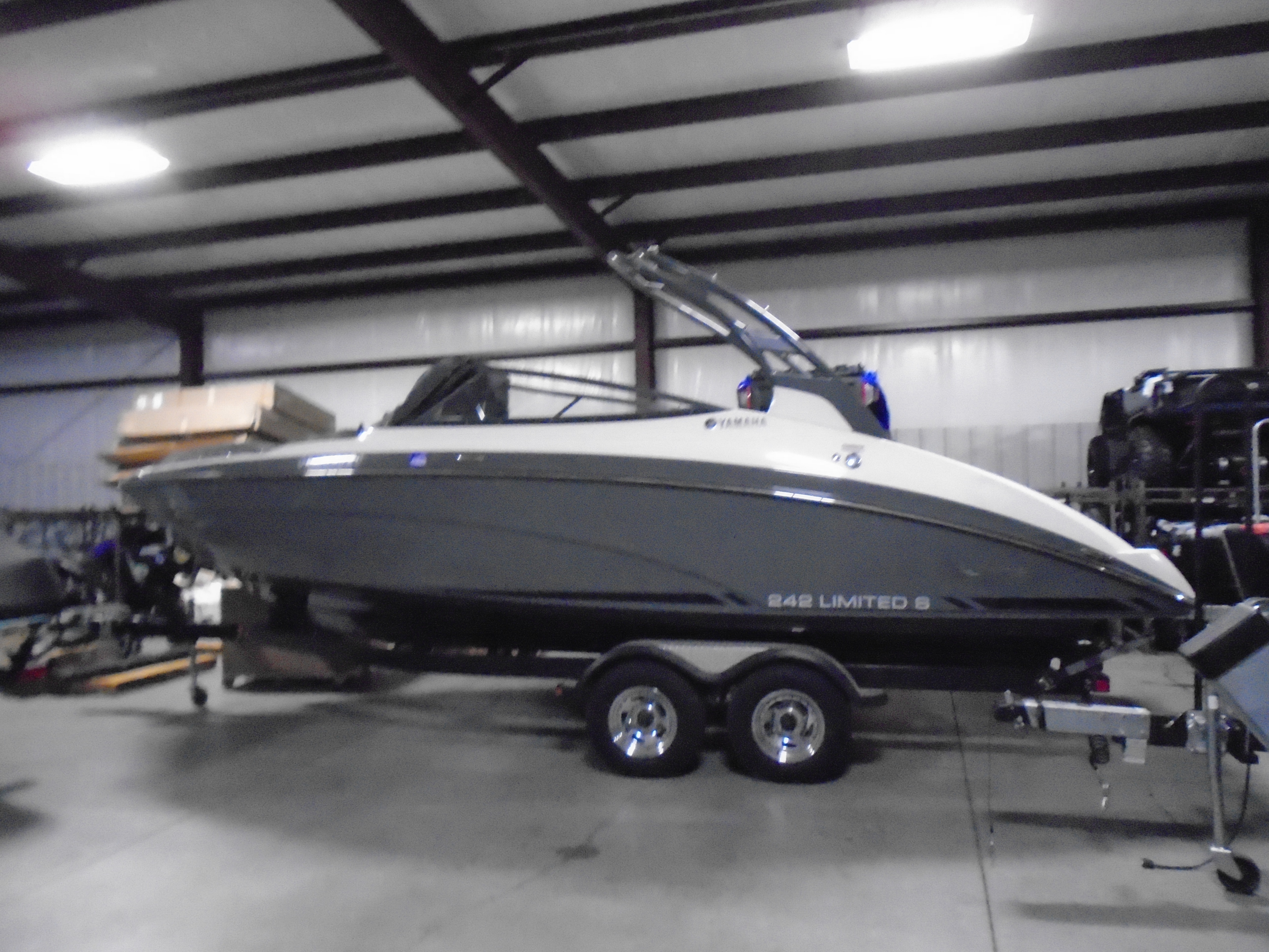 2016 Yamaha 242 Limited S