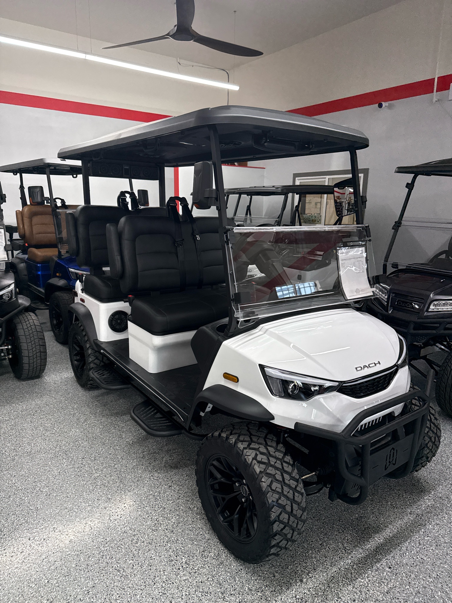 2027 Dach Vehicles