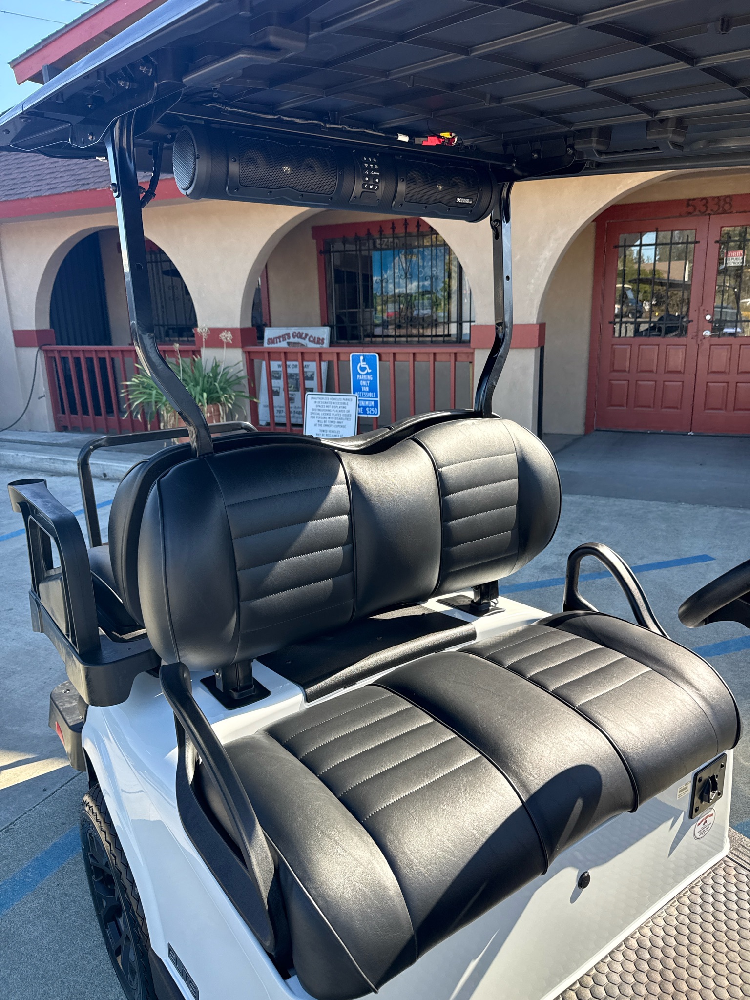 2027 EZGO RXV photo 3