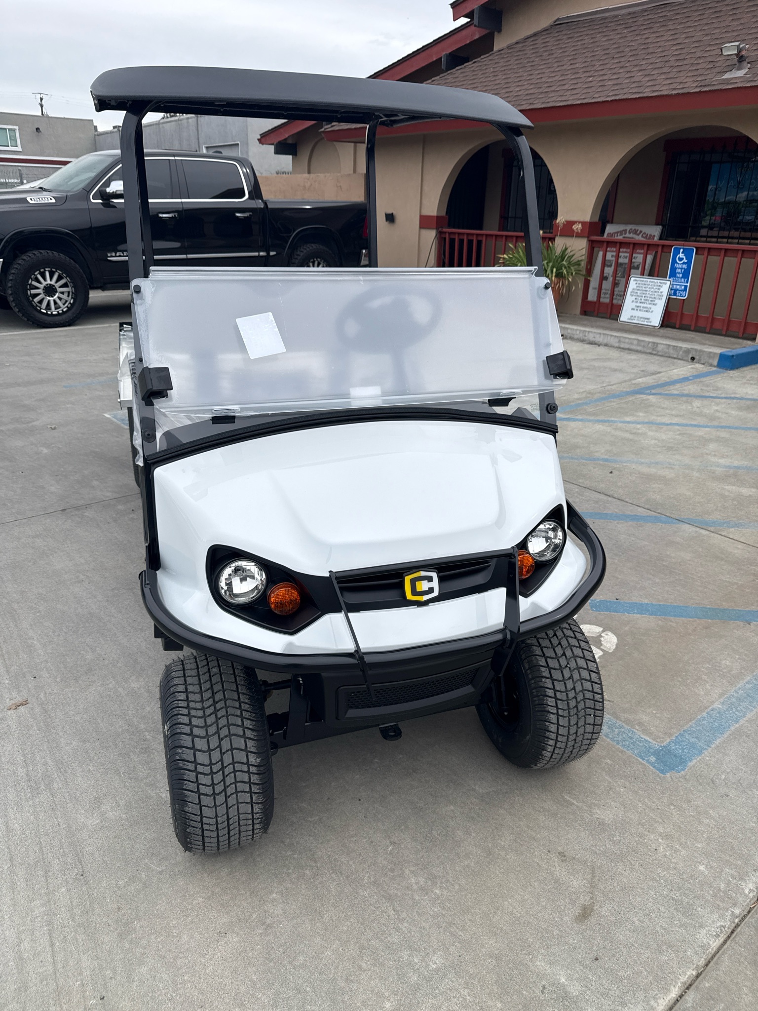 2027 Cushman Hauler photo 2