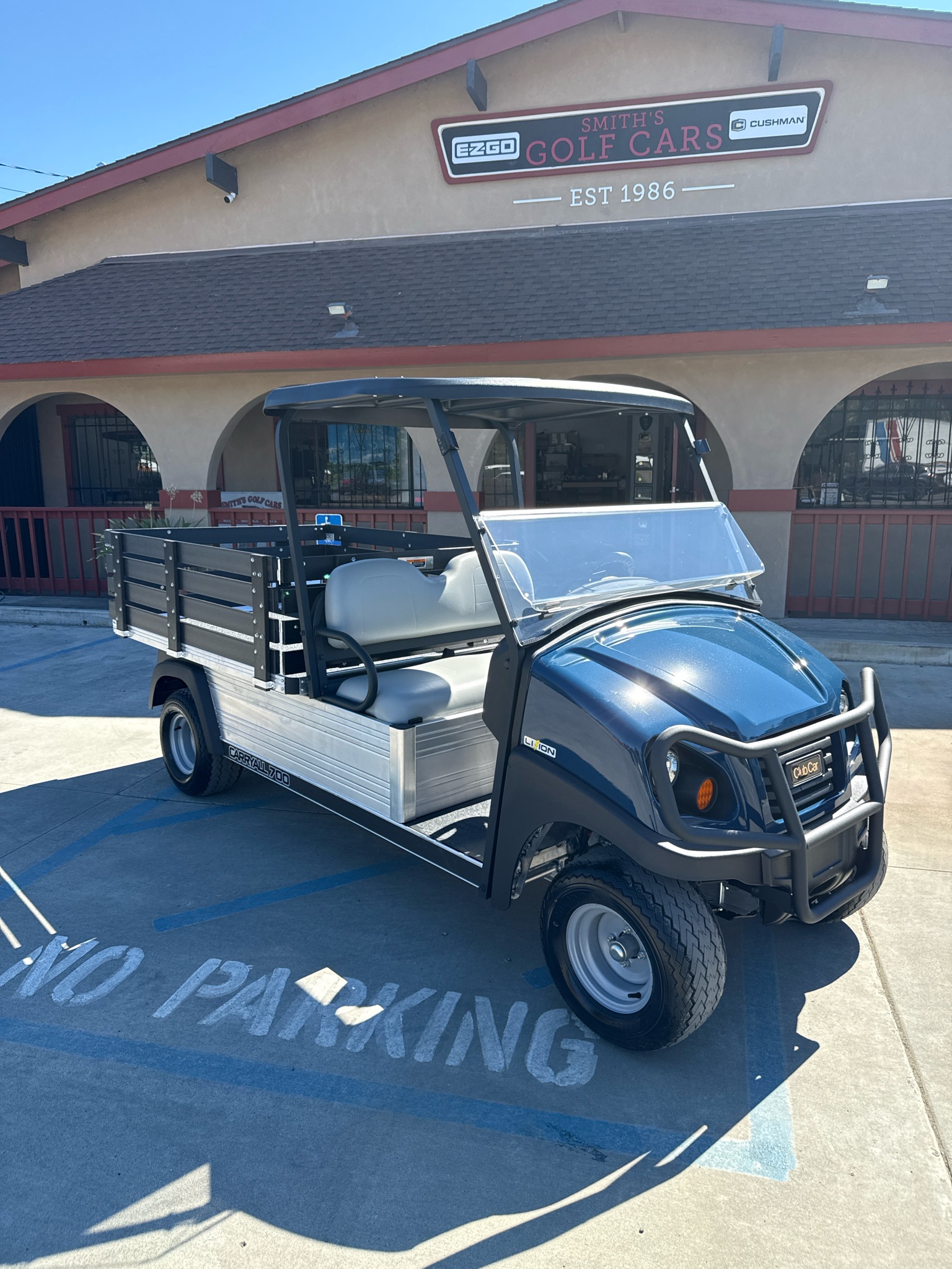 2027  Carryall 700 Lithium for sale 1282904