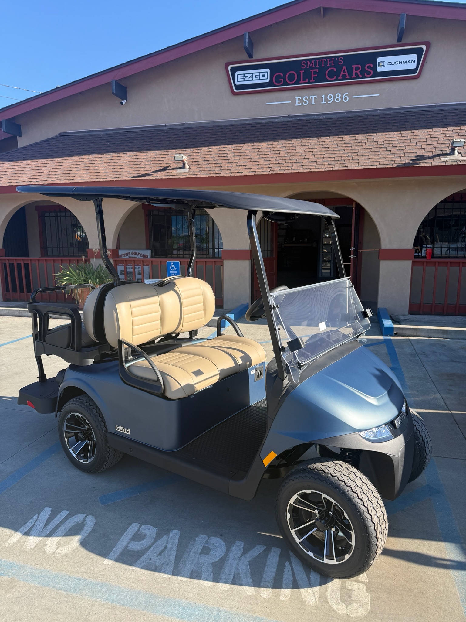 2027 EZGO RXV