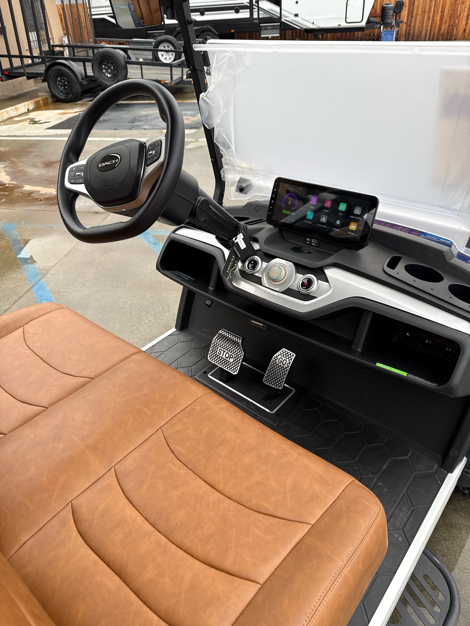 2027 Dach Vehicles photo 3