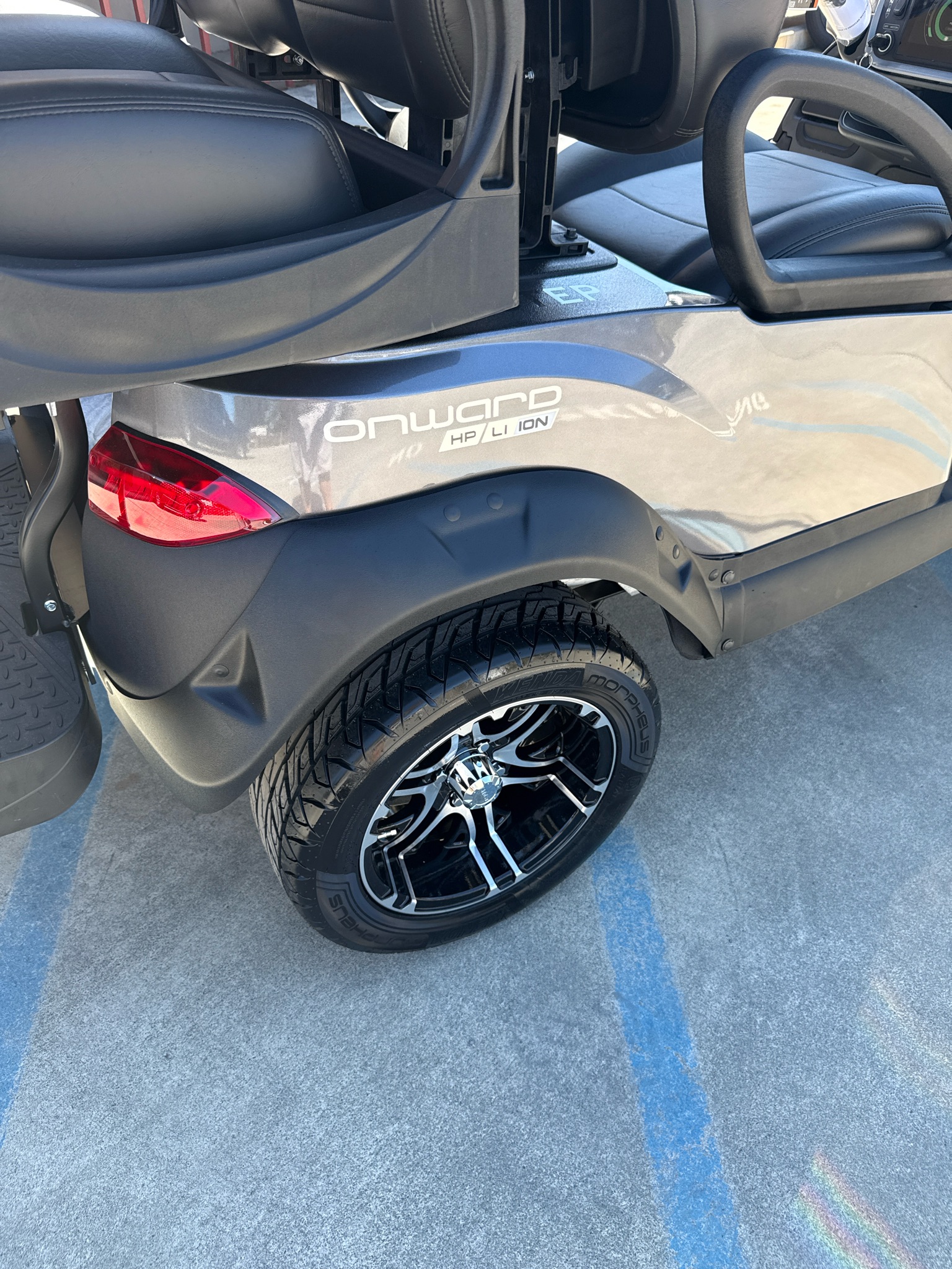 2027  Onward 4 Passenger Standard Lifted HP Lithium 4