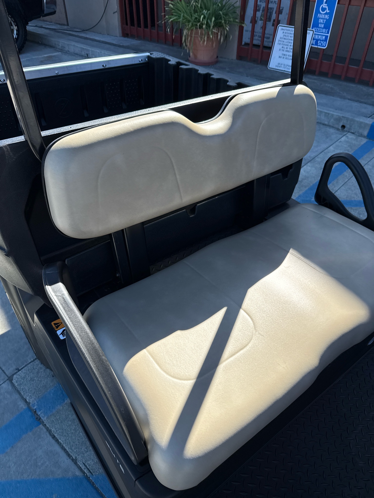 2027  Hauler Pro Elite Lithium 3