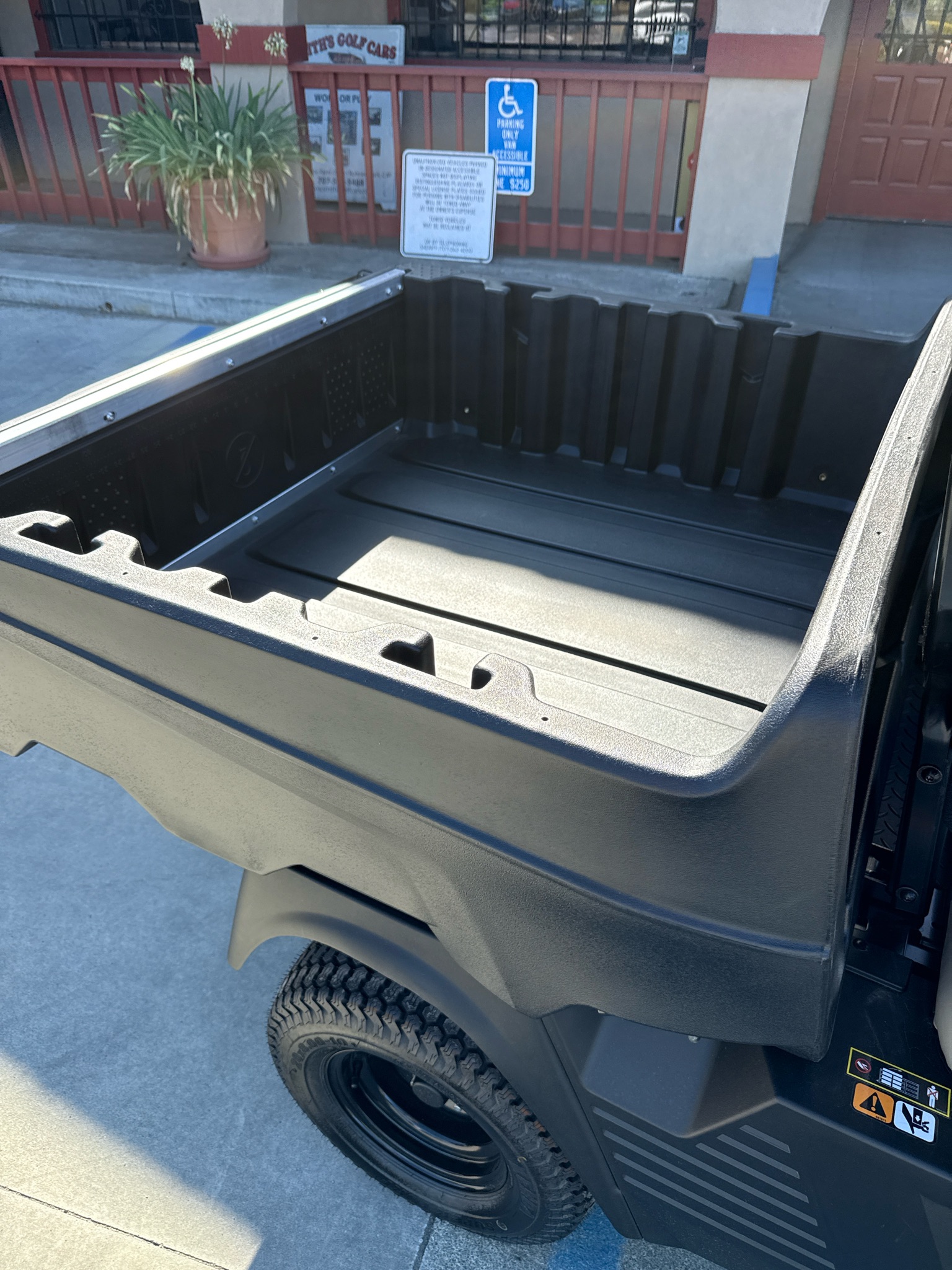 2027 Cushman Hauler photo 5