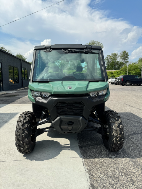 2026 Can-Am Defender MAX DPS CAB HD10 in Seymour, Indiana - Photo 2