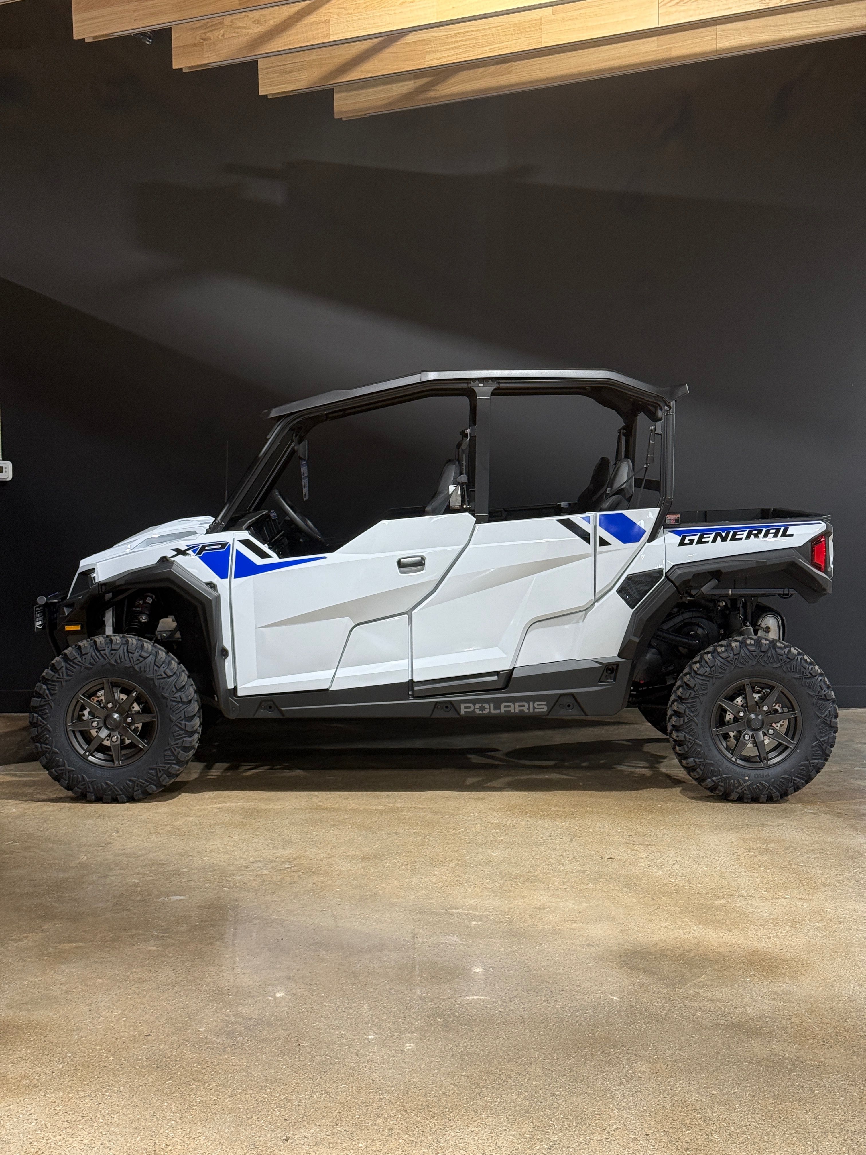 2027 General XP 4 1000 Ultimate