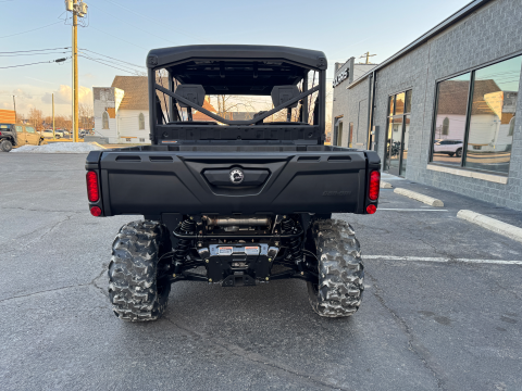 2026 Can-Am Defender MAX XT HD9 in Seymour, Indiana - Photo 6