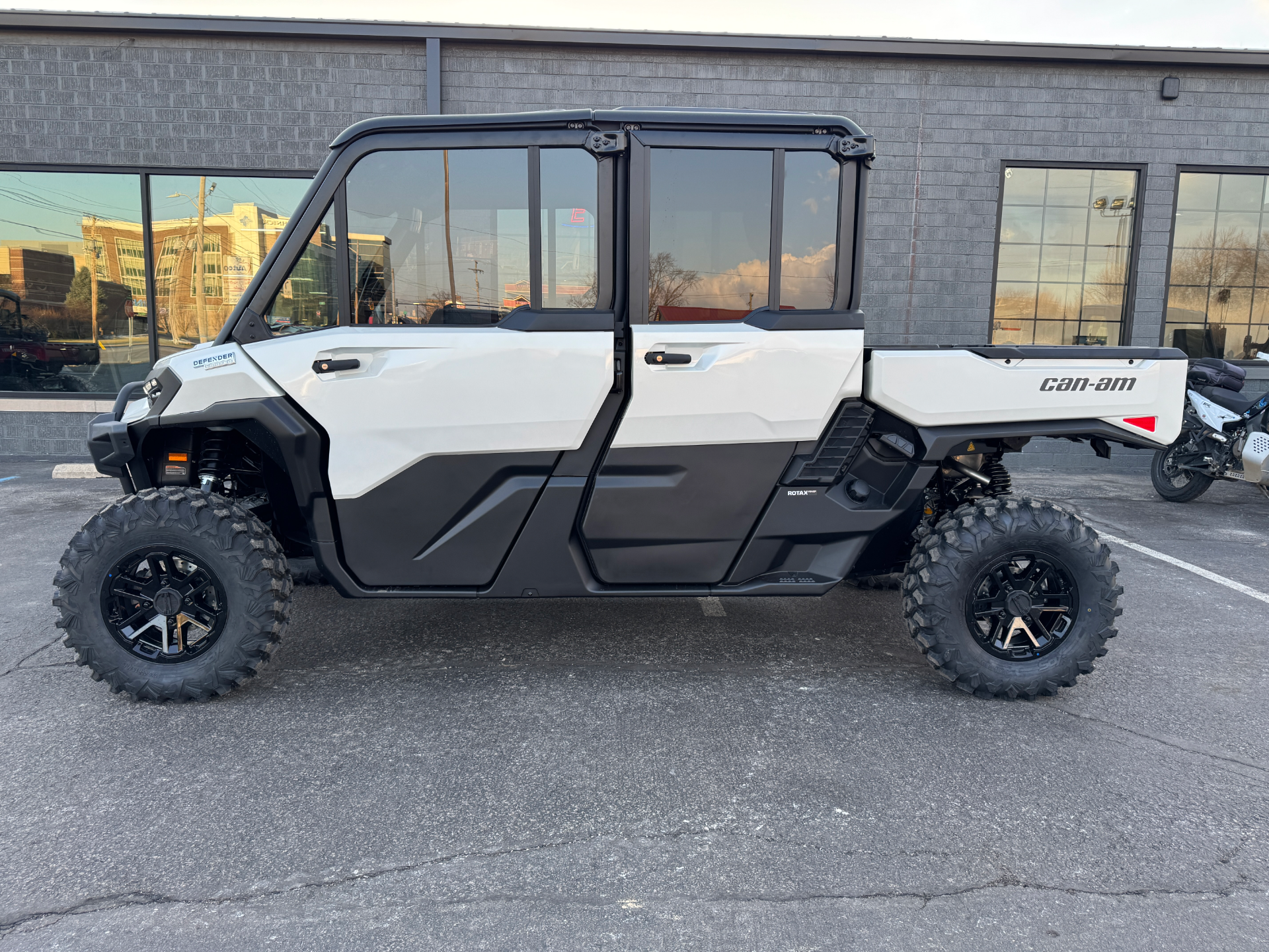2026 Can-Am Defender MAX Limited HD11 in Seymour, Indiana - Photo 1