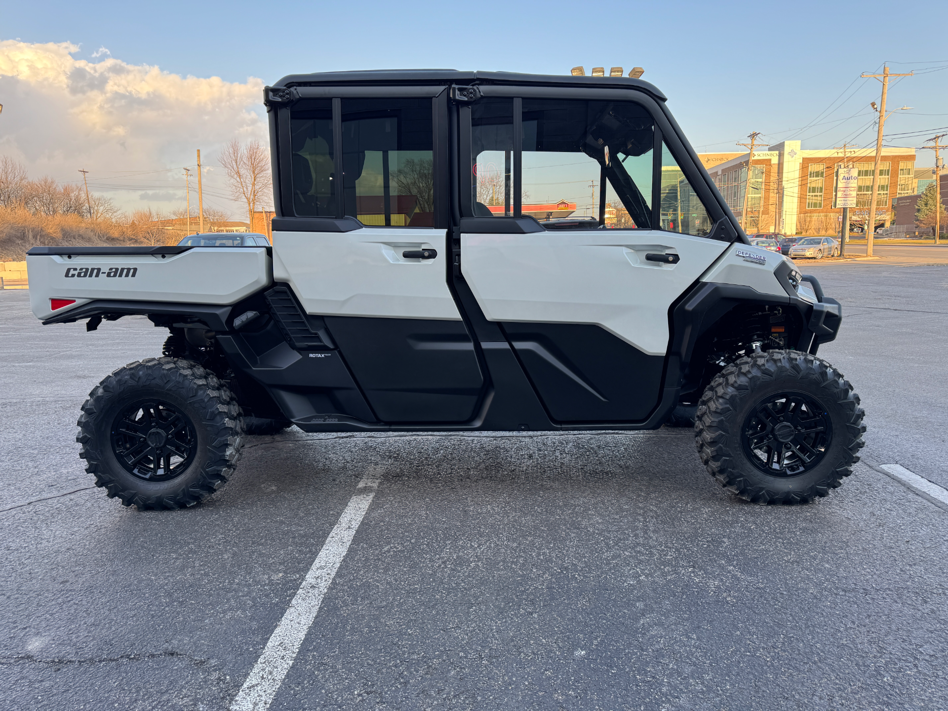 2026 Can-Am Defender MAX Limited HD11 in Seymour, Indiana - Photo 5
