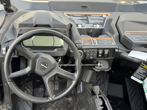 2026 Can-Am Commander MAX XT 1000R in Seymour, Indiana - Photo 8
