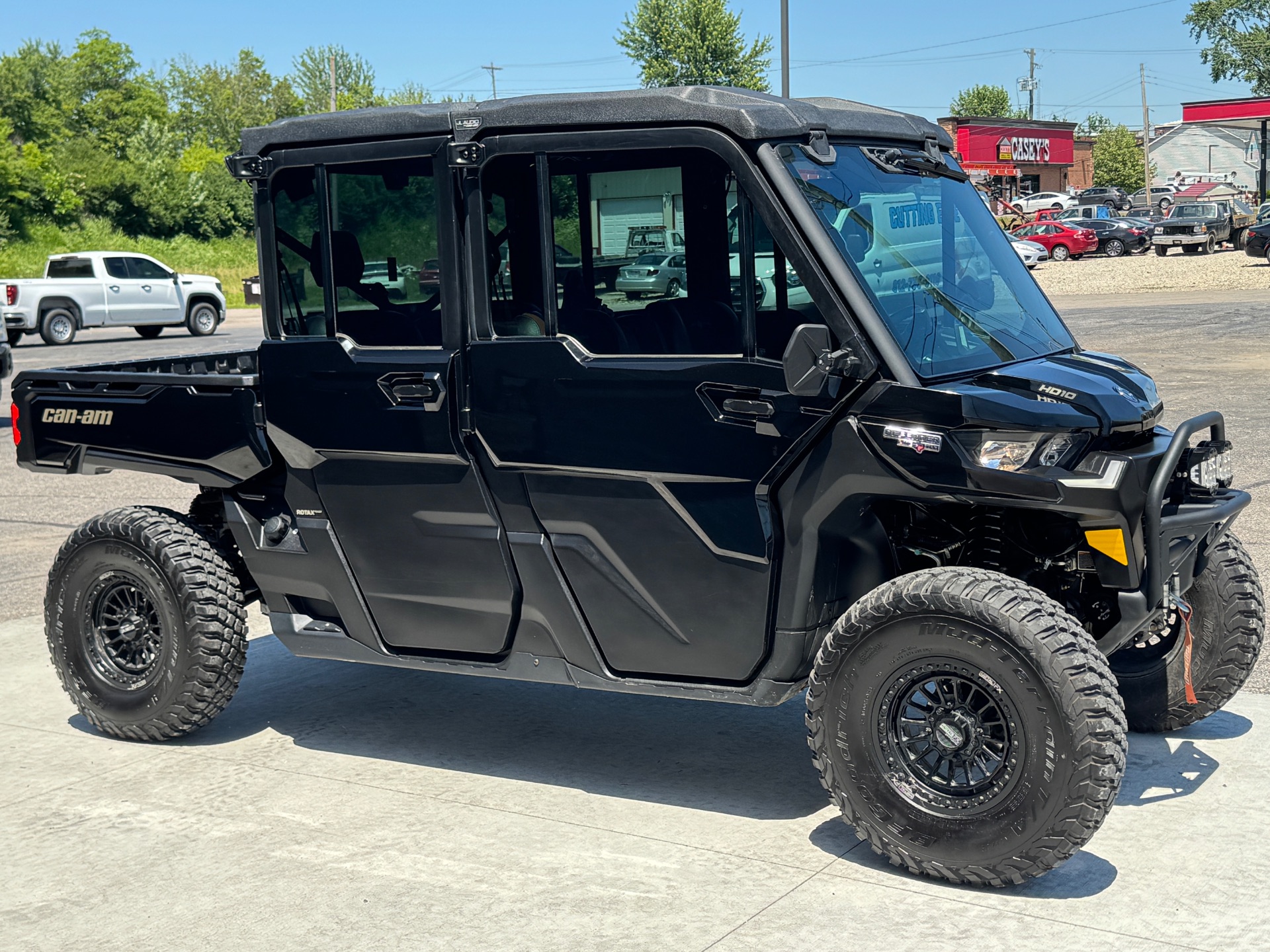 2023 Can-Am HD10 in Seymour, Indiana - Photo 4