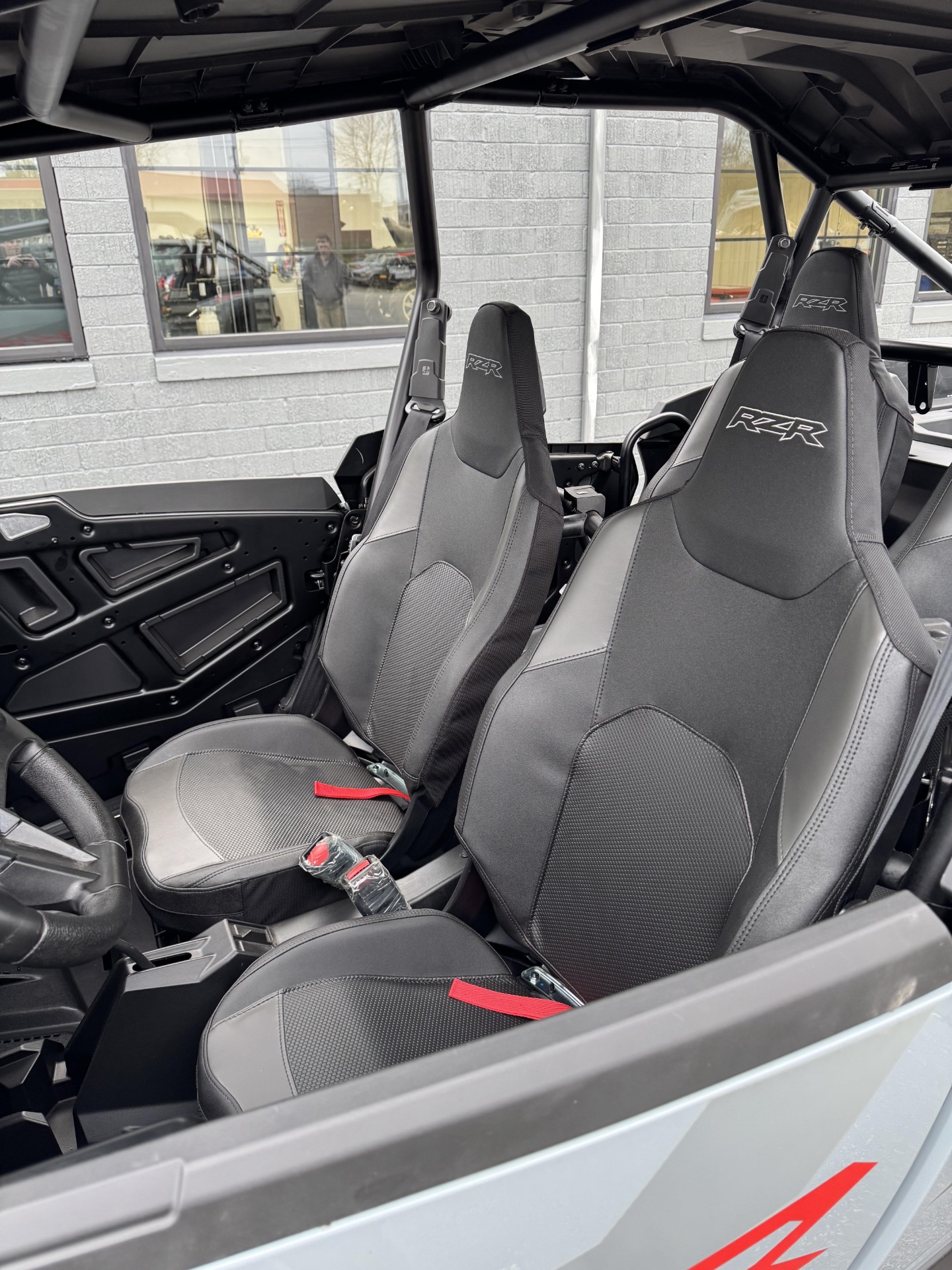 2025 Polaris RZR XP 4 1000 Premium in Seymour, Indiana - Photo 9