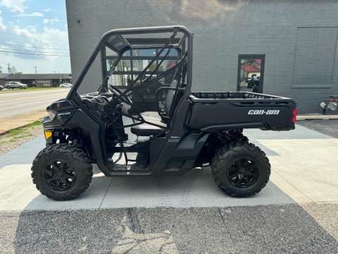 2026 Can-Am Defender DPS HD9 in Seymour, Indiana - Photo 1