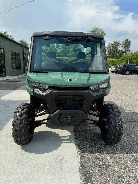 2026 Can-Am Defender DPS CAB HD10 in Seymour, Indiana - Photo 2