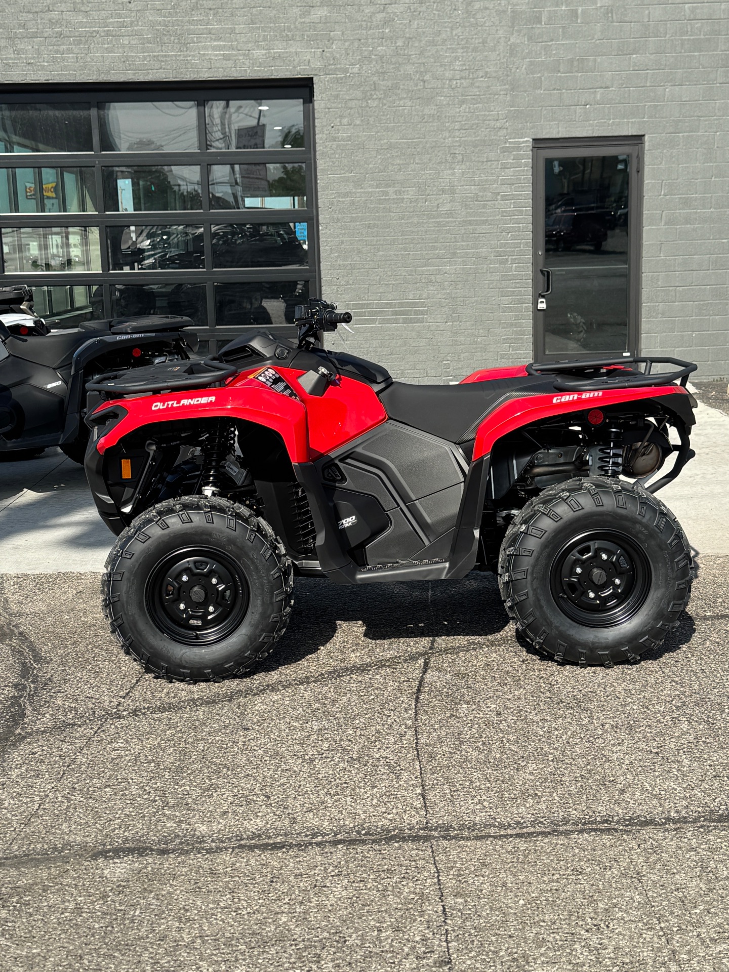 2026 Can-Am Outlander DPS 700 in Seymour, Indiana - Photo 1