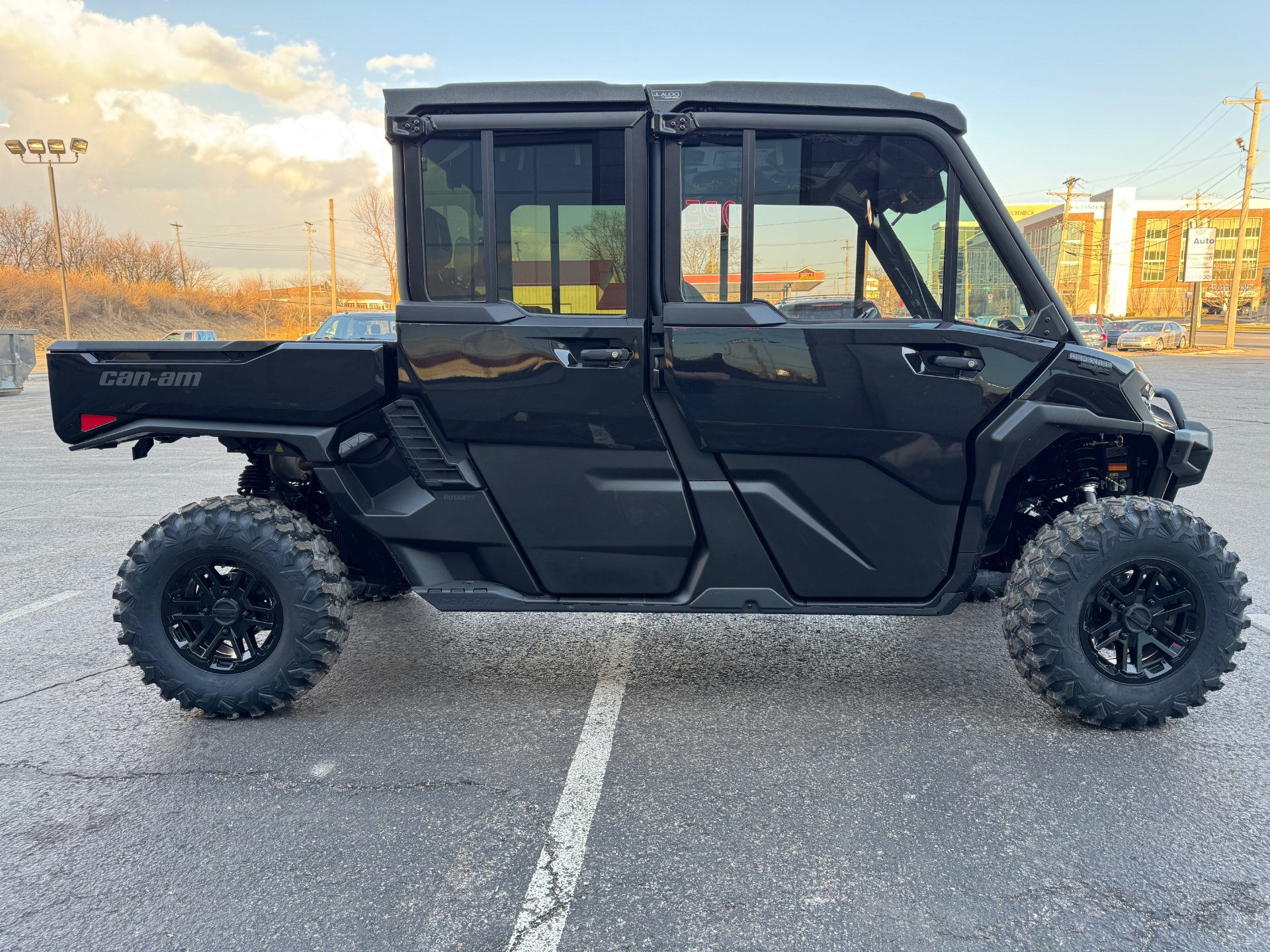 2026 Can-Am Defender MAX Lone Star CAB HD11 in Seymour, Indiana - Photo 5