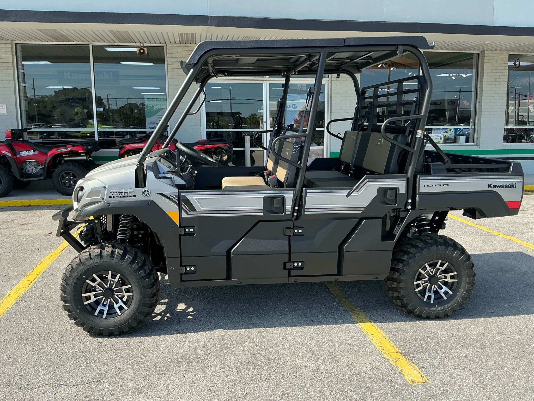 2027 Kawasaki MULE PRO-FXT 1000 LE Ranch Edition 3