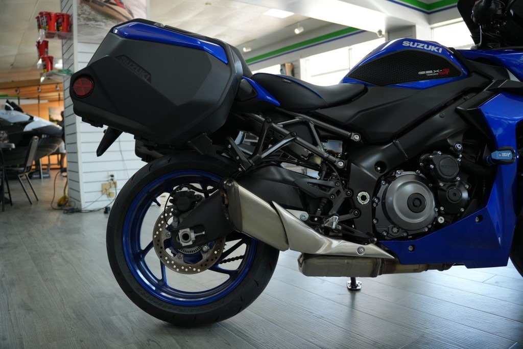 2025 Suzuki GSX-S1000GT+ 12