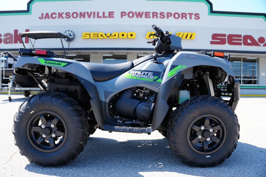 2027 Kawasaki Brute Force® 750 EPS 1