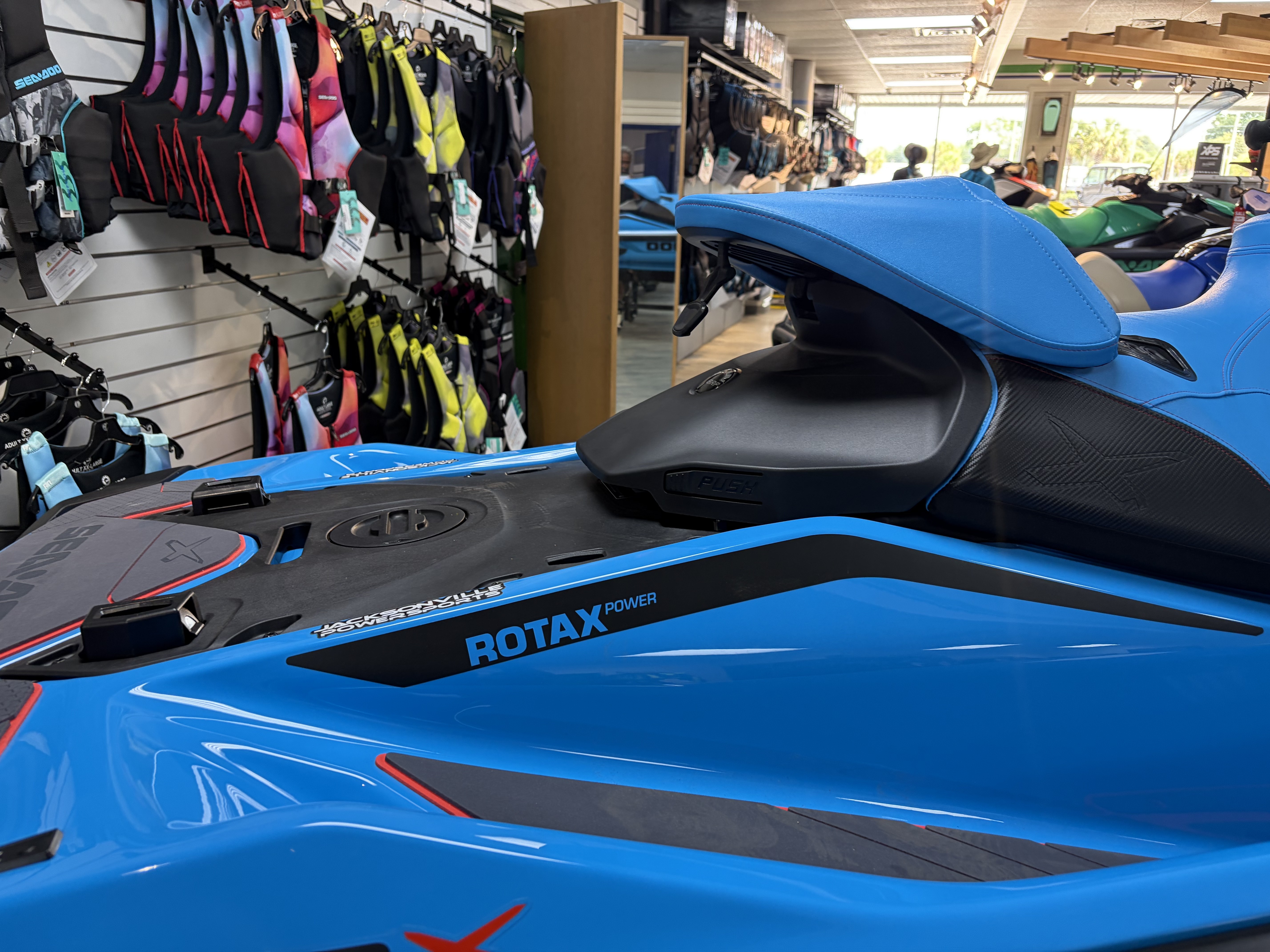 2026 Sea-Doo RXP-X 325 iBR 10