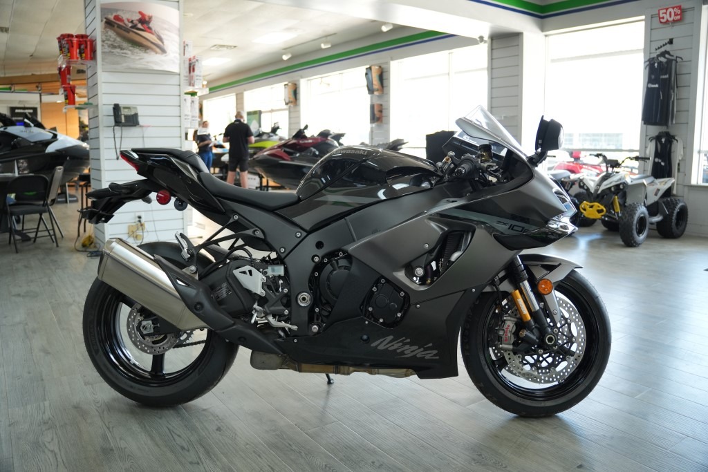 2026 Ninja® ZX-10R