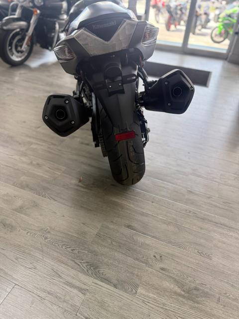 New 2025 Kawasaki Ninja® ZX™-14R ABS Metallic Matte Sovereign Red