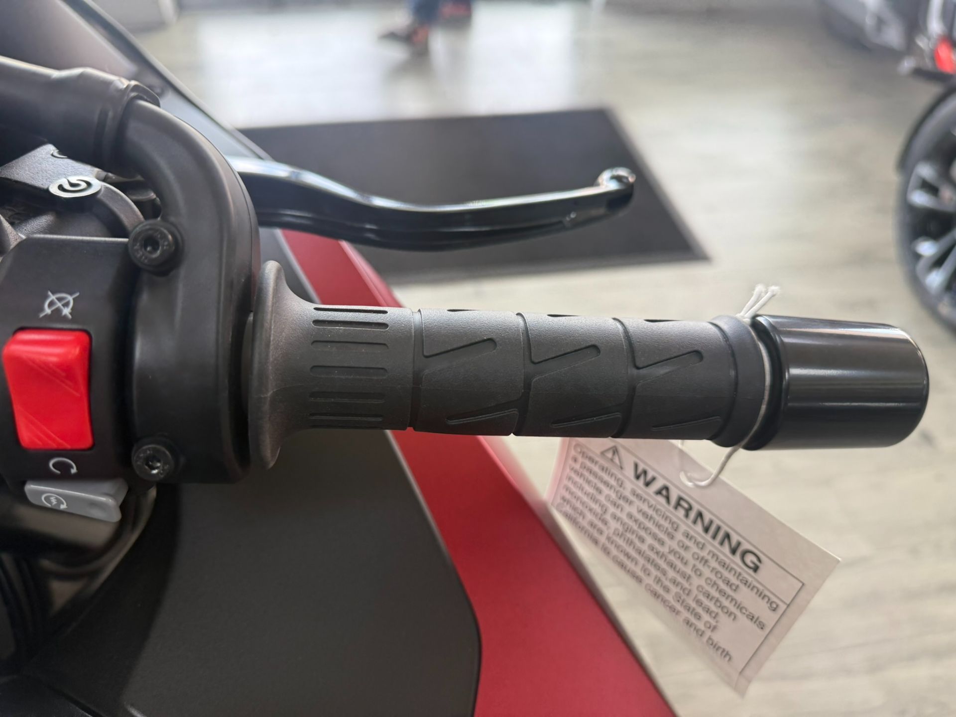 billing SYLVANIA 9006 SilverStar zXe Gold Halogen Headlight Bulb, 2 Pack