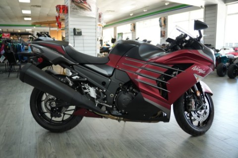 New 2025 Kawasaki Ninja® ZX™-14R ABS Metallic Matte Sovereign Red